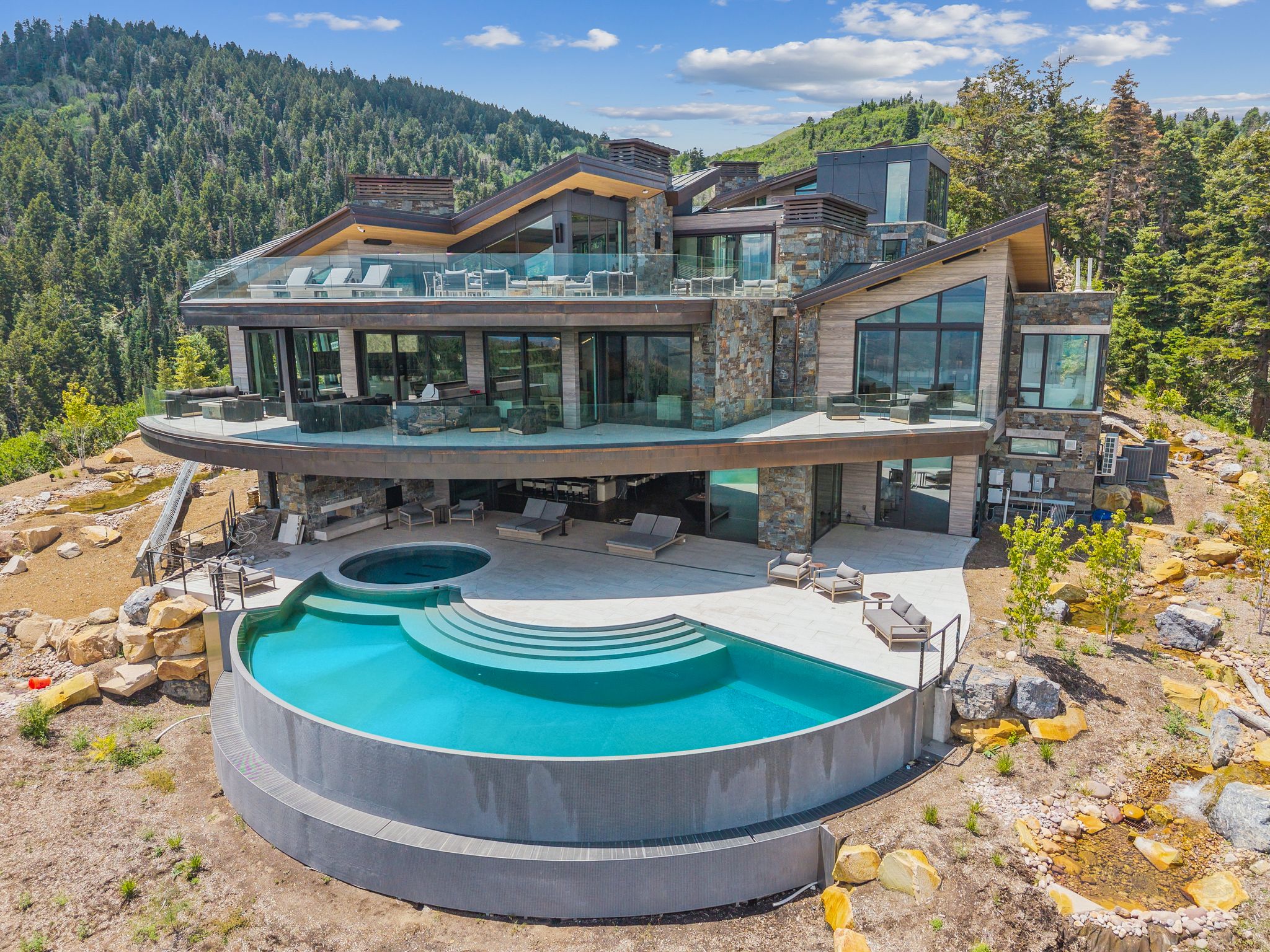 HBO's Mountainhead was filmed at this vacation home in Deer Valley by Luxe Haus