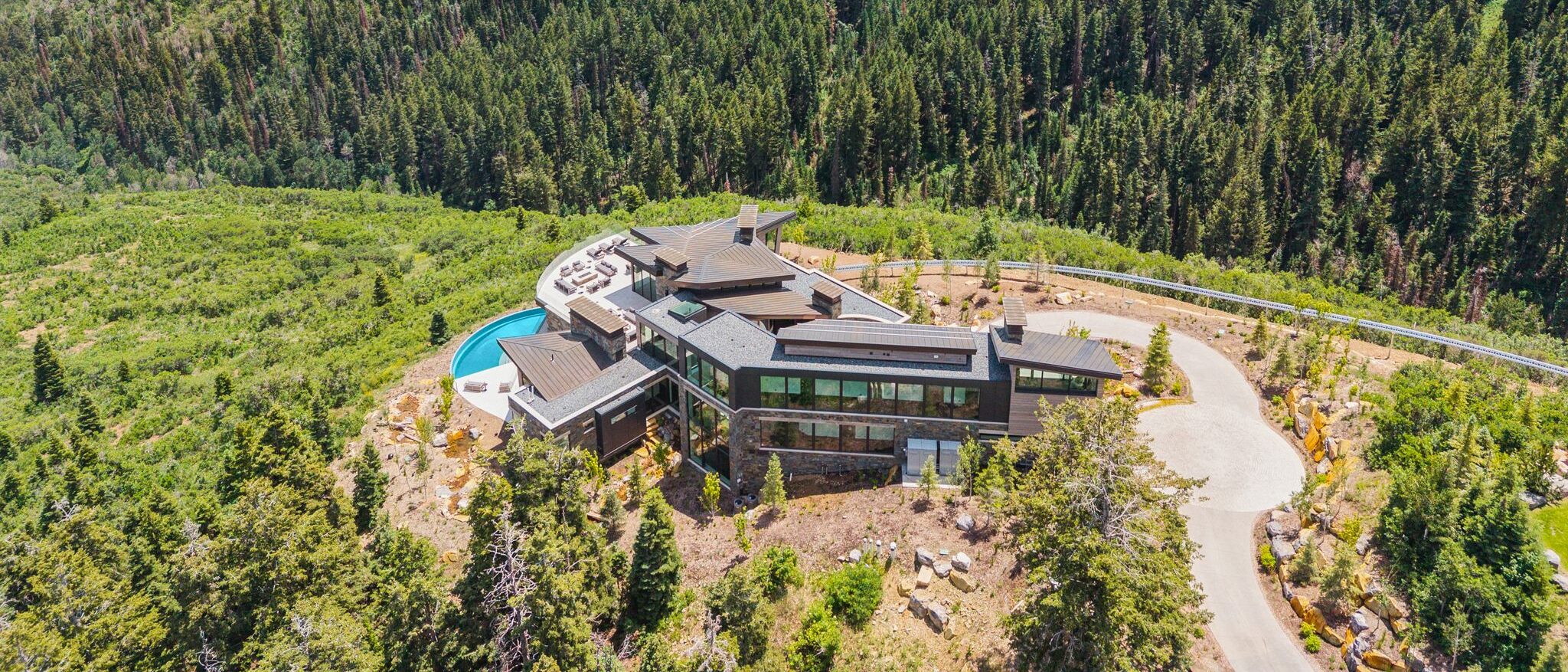 Experience the Mountainhead Movie House