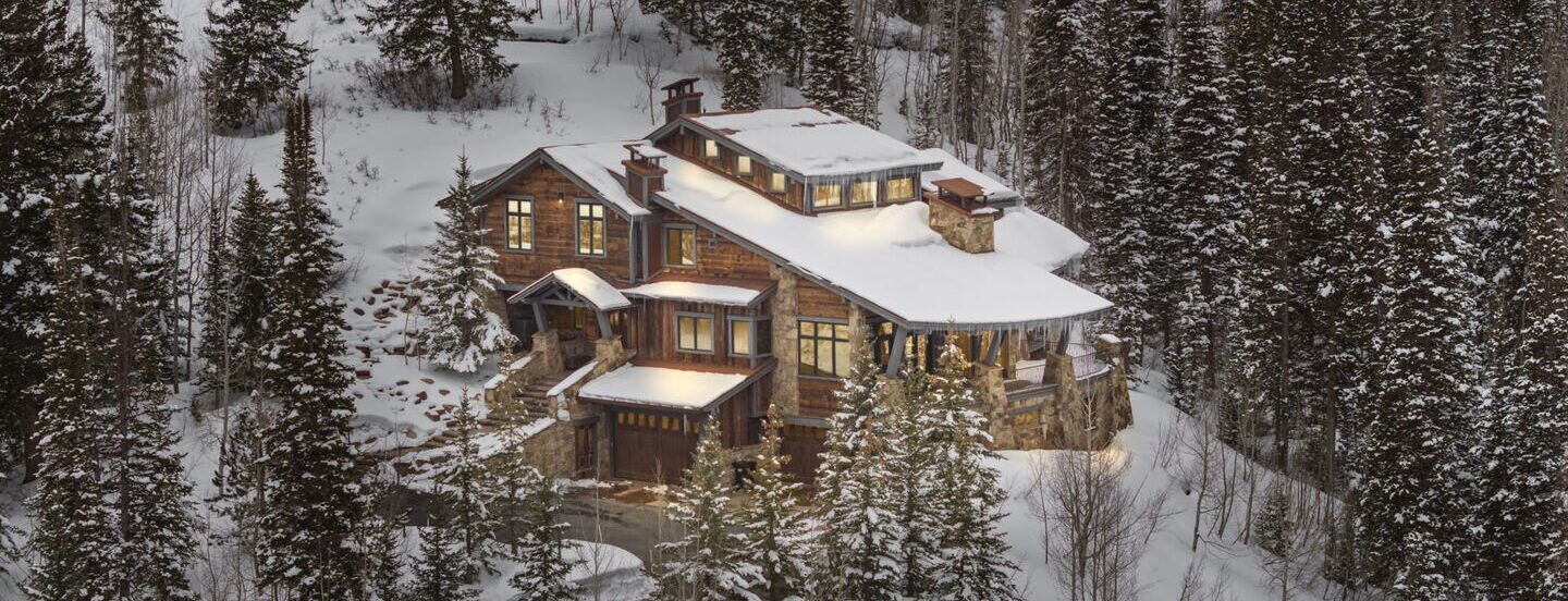 Silver Horse at The Colony managed by Luxe Haus, slopeside in the mountains of Park City